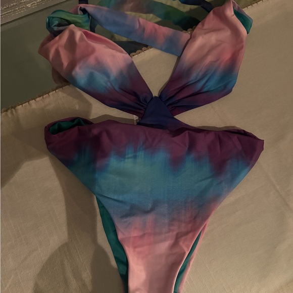 Agua Bendita Vini One-Piece' swimsuit. Size Small. NWT - Picture 3 of 3